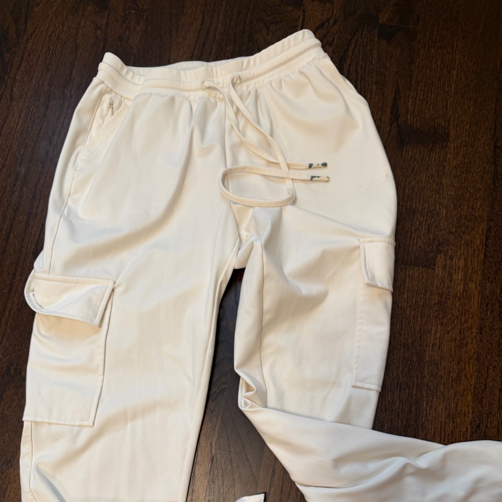 Rachel Zoe Cream Cargo Joggers